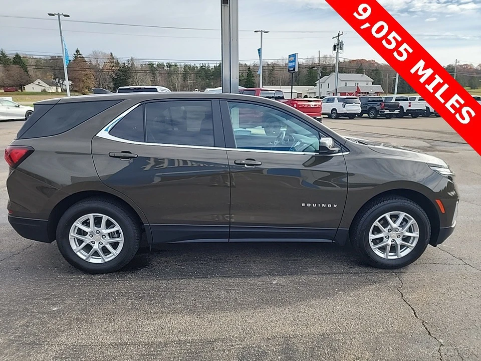 2023 Chevrolet Equinox - Image 8 of 12