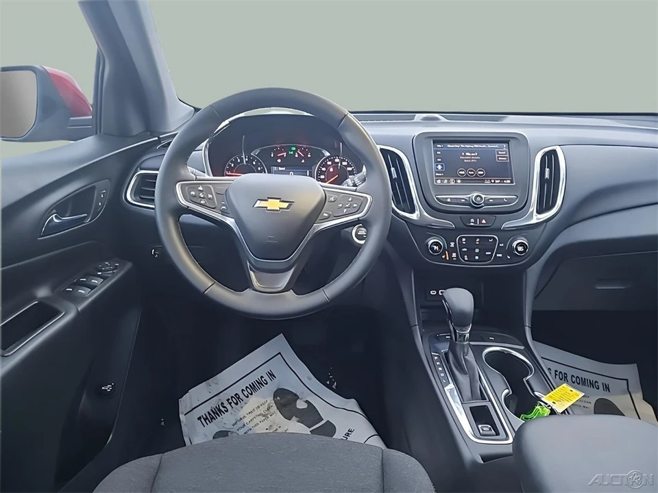 2023 Chevrolet Equinox - Image 10 of 12