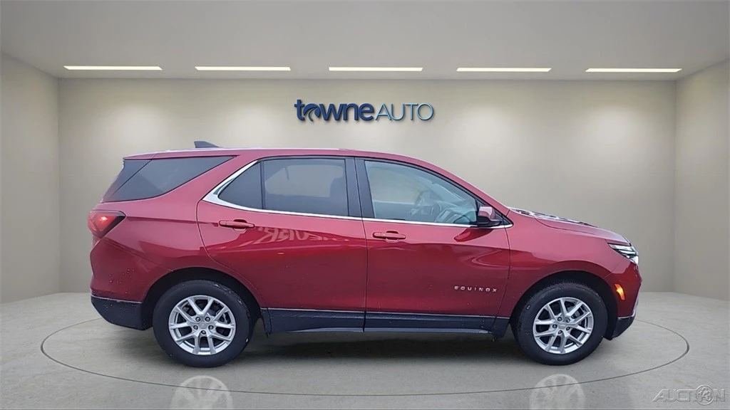2023 Chevrolet Equinox - Image 6 of 12