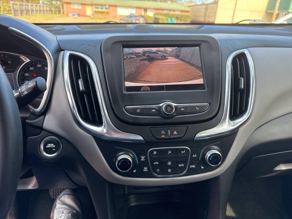 2023 Chevrolet Equinox - Image 15 of 18