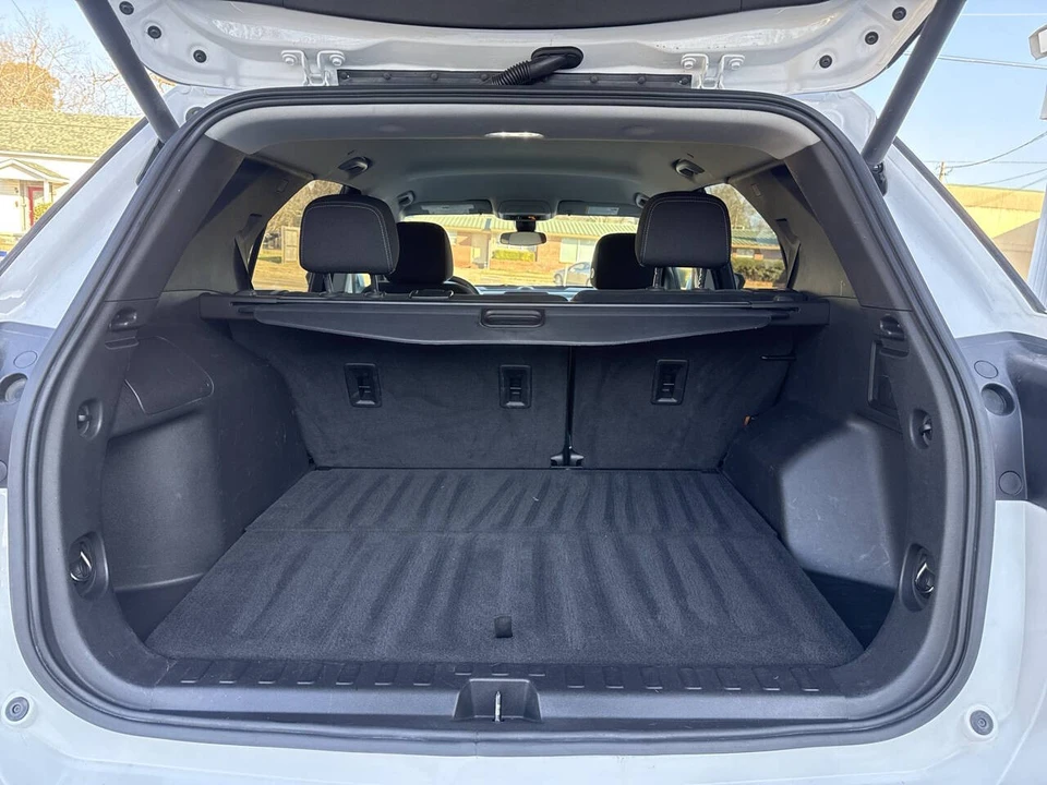 2023 Chevrolet Equinox - Image 17 of 18