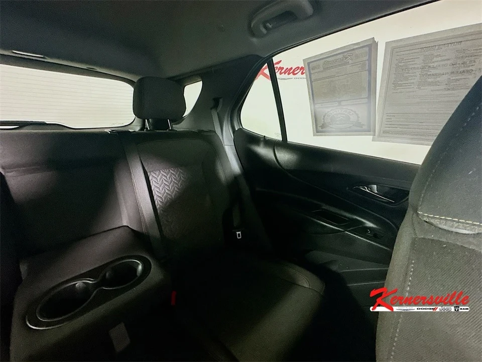 2023 Chevrolet Equinox - Image 14 of 21