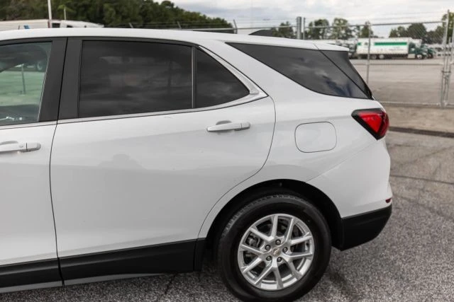 2023 Chevrolet Equinox - Image 6 of 21