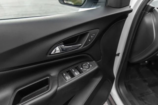 2023 Chevrolet Equinox - Image 17 of 21