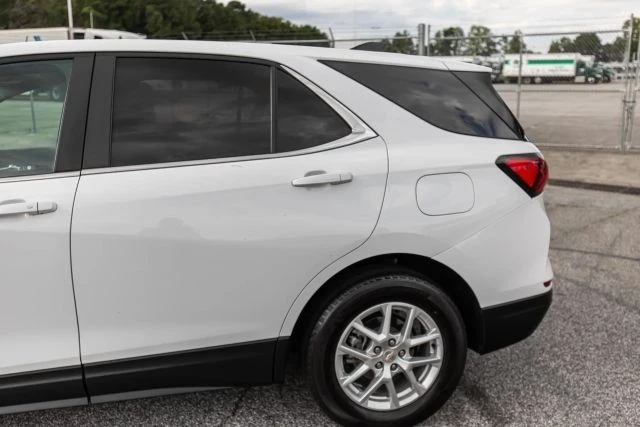 2023 Chevrolet Equinox - Image 6 of 21