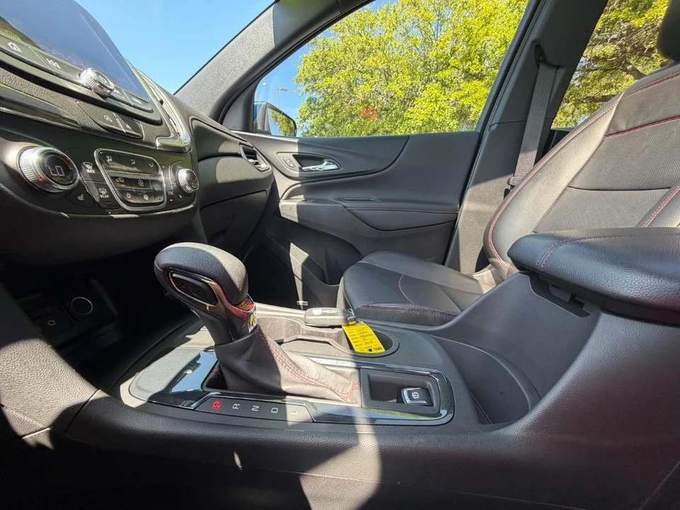 2023 Chevrolet Equinox - Image 18 of 21