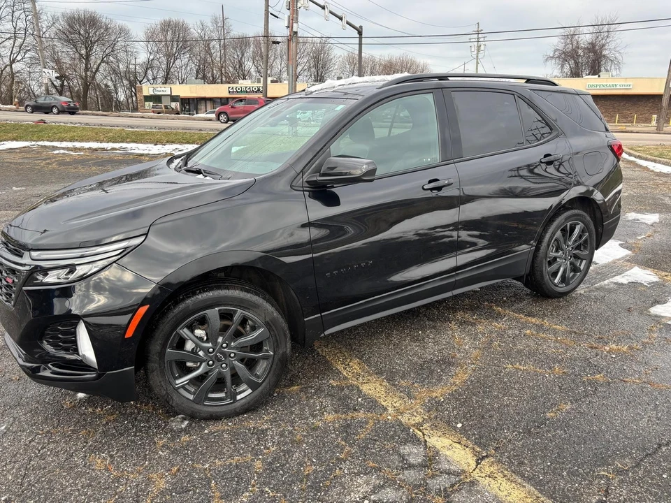 2023 Chevrolet Equinox - Image 6 of 11