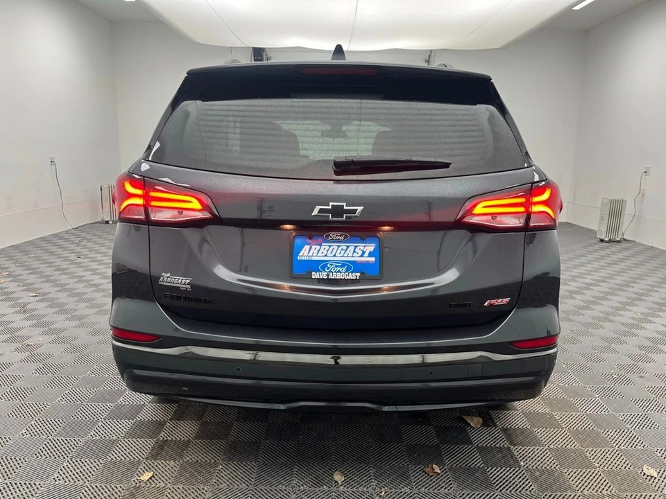 2023 Chevrolet Equinox - Image 9 of 12