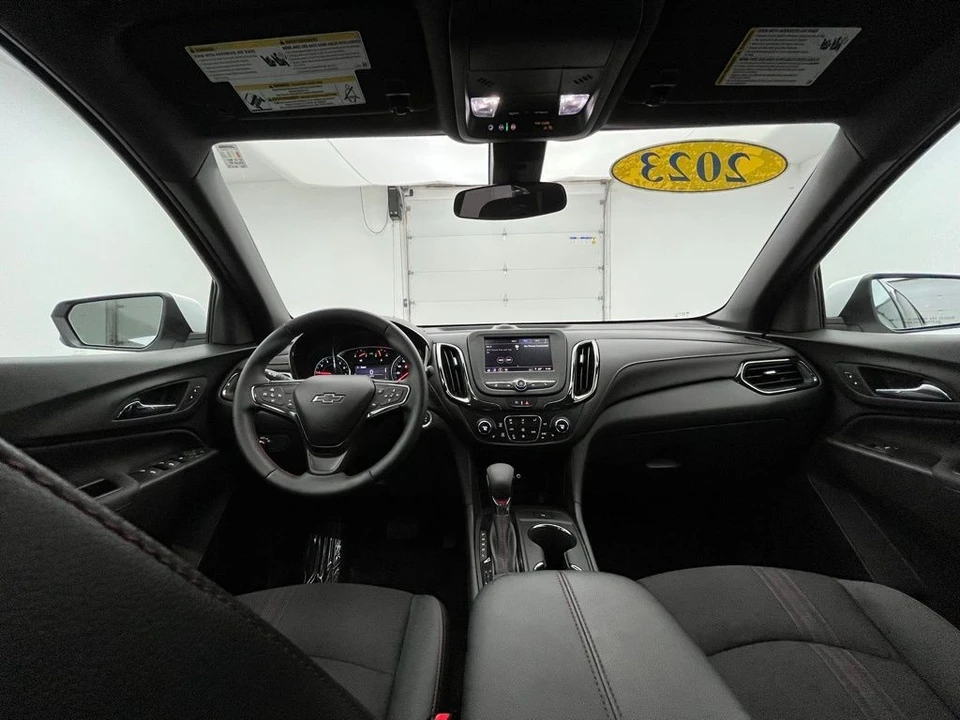 2023 Chevrolet Equinox - Image 2 of 12