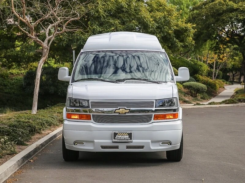 2023 Chevrolet Express - Image 2 of 21