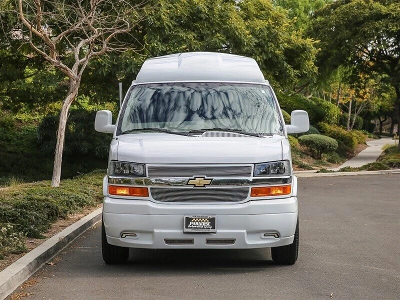 2023 Chevrolet Express - Image 2 of 21