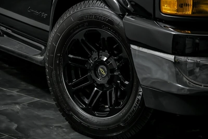 2023 Chevrolet Express - Image 3 of 31