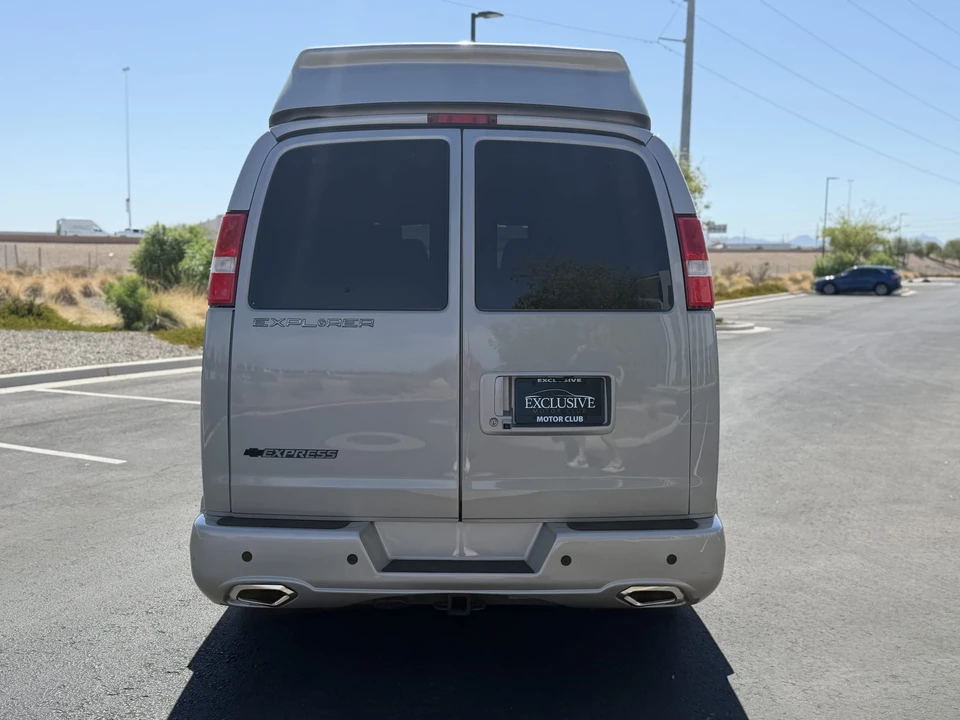 2023 Chevrolet Express - Image 6 of 31