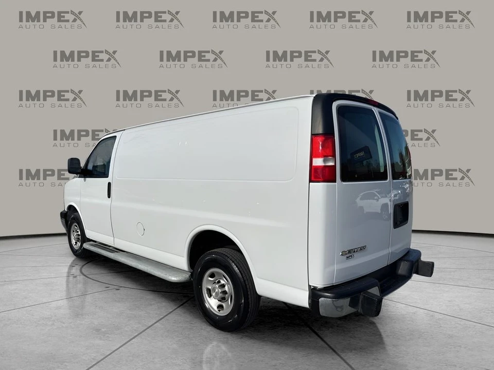 2023 Chevrolet Express - Image 3 of 12