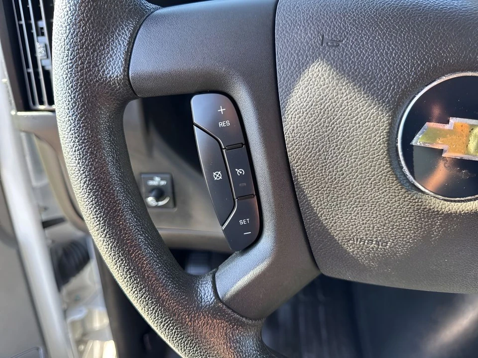 2023 Chevrolet Express - Image 11 of 12