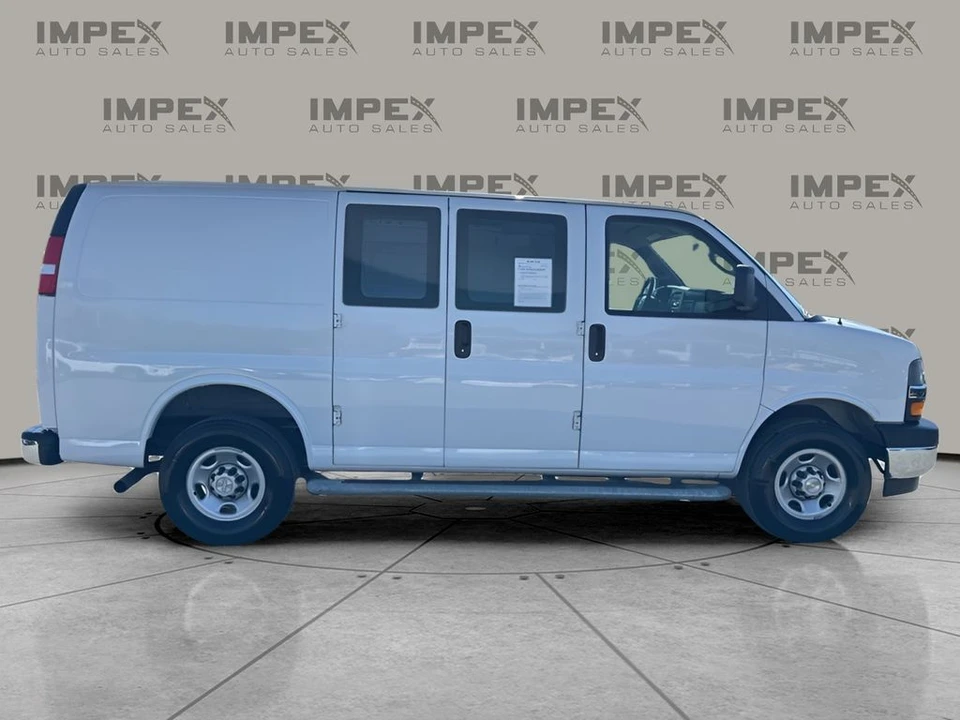 2023 Chevrolet Express - Image 6 of 12