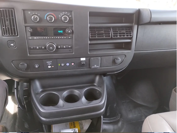 2023 Chevrolet Express - Image 9 of 10