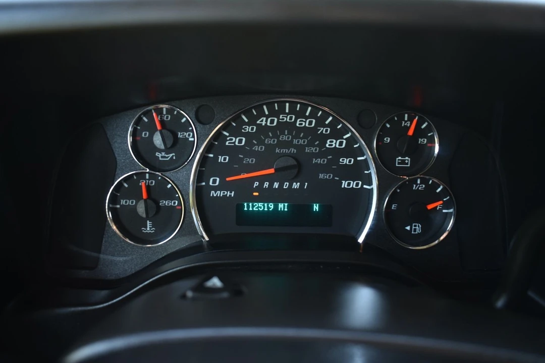 2023 Chevrolet Express - Image 14 of 18