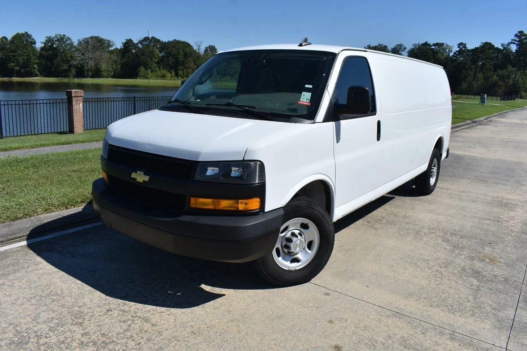 2023 Chevrolet Express - Image 6 of 18