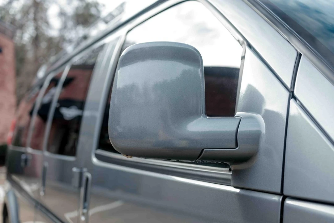 2023 Chevrolet Express - Image 17 of 21