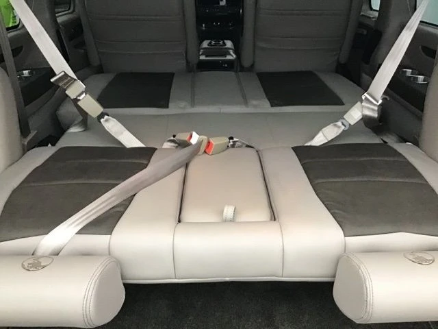 2023 Chevrolet Express - Image 9 of 12