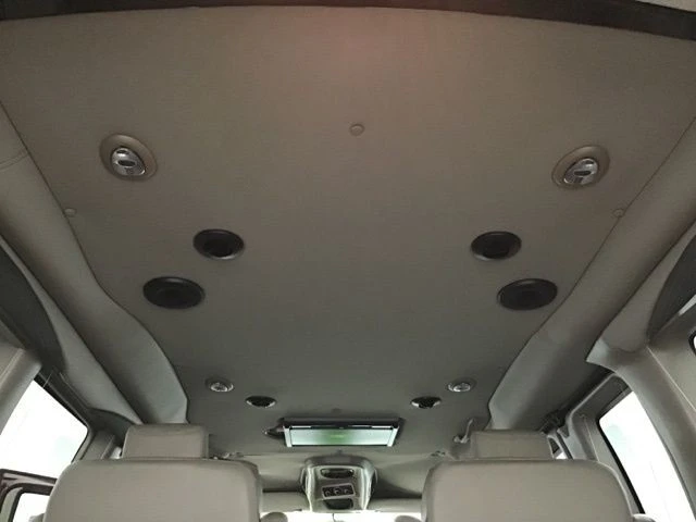 2023 Chevrolet Express - Image 10 of 12