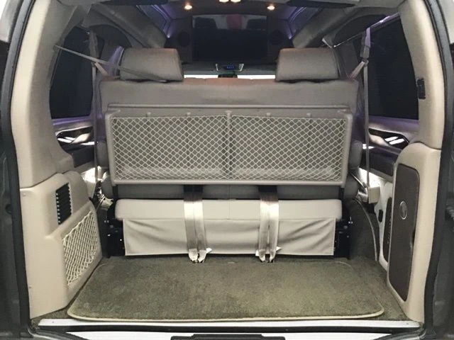 2023 Chevrolet Express - Image 7 of 12