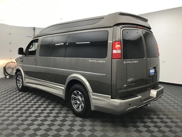 2023 Chevrolet Express - Image 12 of 12