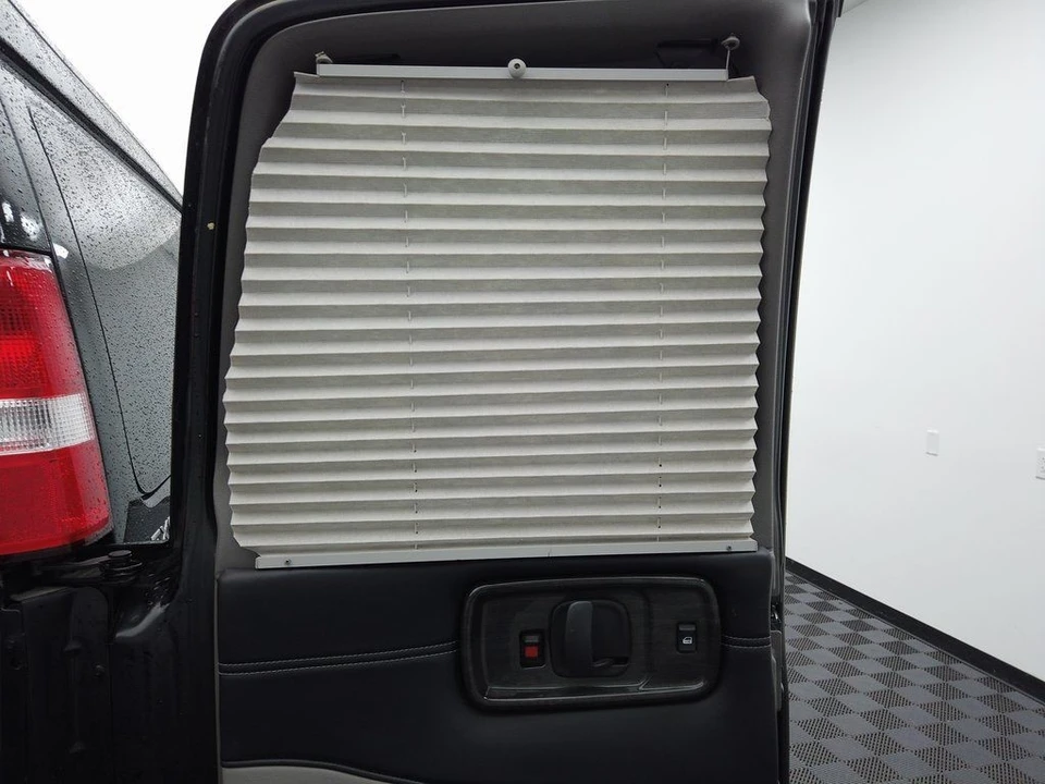 2023 Chevrolet Express - Image 11 of 12