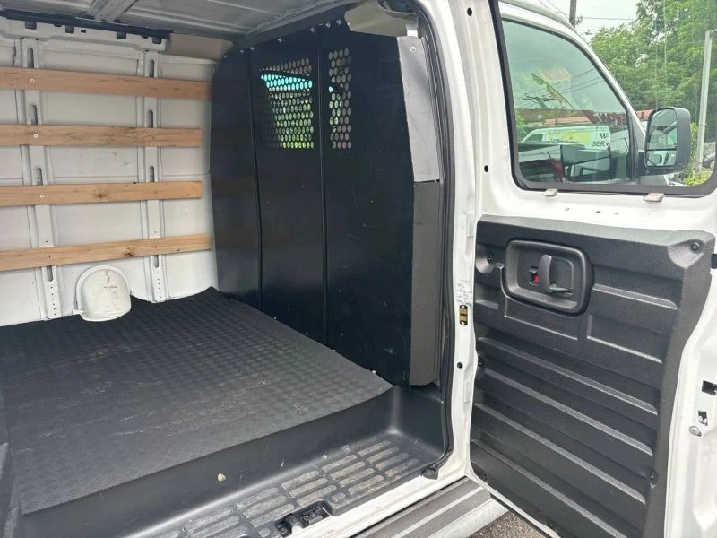2023 Chevrolet Express - Image 9 of 12