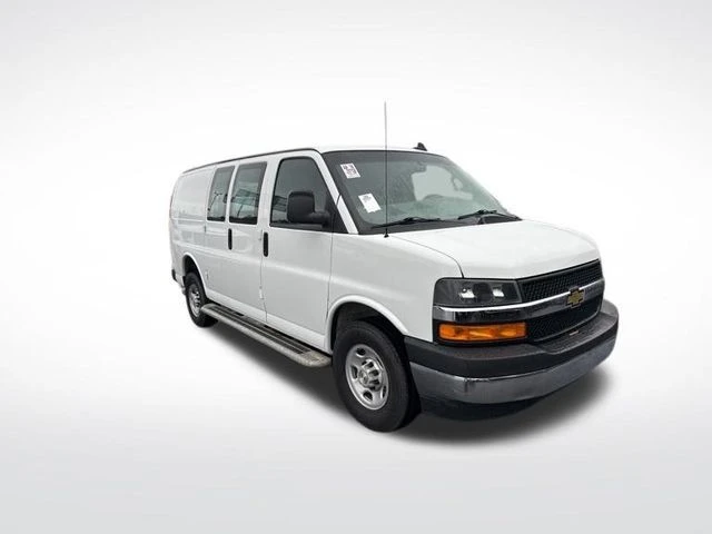2023 Chevrolet Express - Image 16 of 21