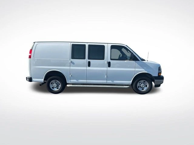 2023 Chevrolet Express - Image 11 of 21