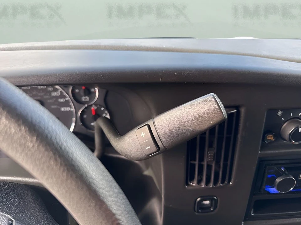 2023 Chevrolet Express - Image 12 of 21