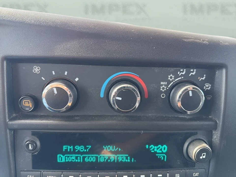 2023 Chevrolet Express - Image 14 of 21