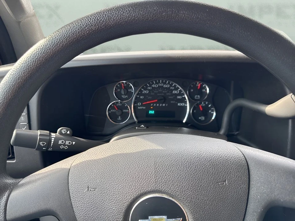 2023 Chevrolet Express - Image 16 of 21