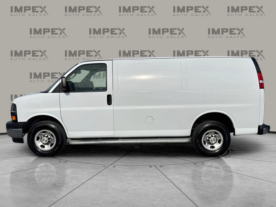 2023 Chevrolet Express - Image 2 of 21