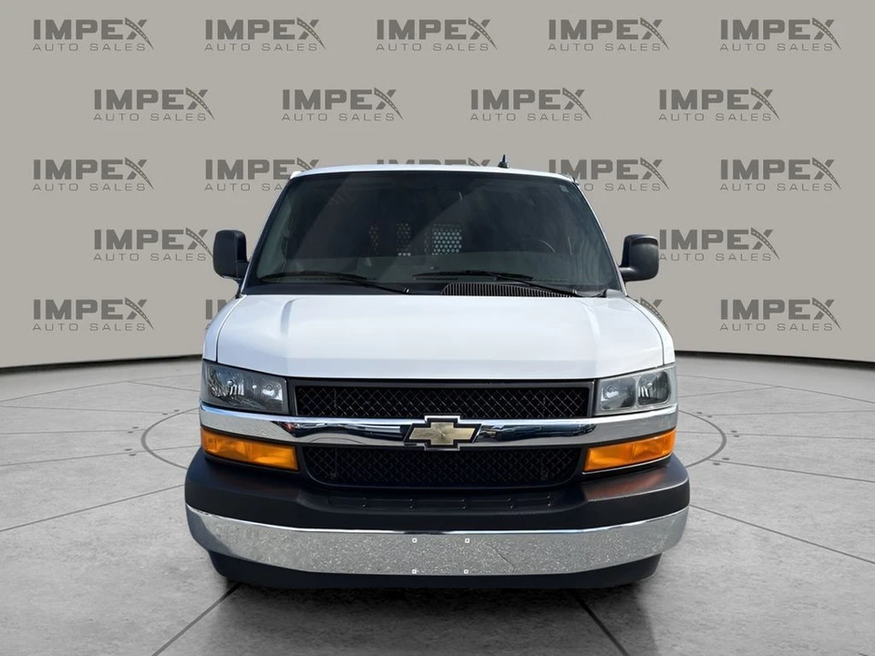 2023 Chevrolet Express - Image 8 of 21