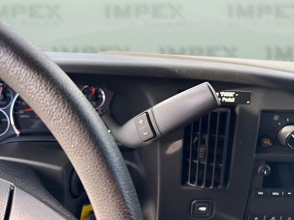 2023 Chevrolet Express - Image 12 of 21