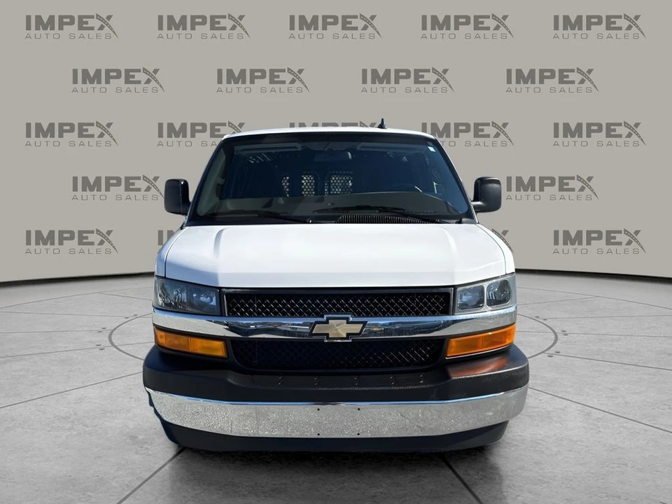 2023 Chevrolet Express - Image 8 of 21
