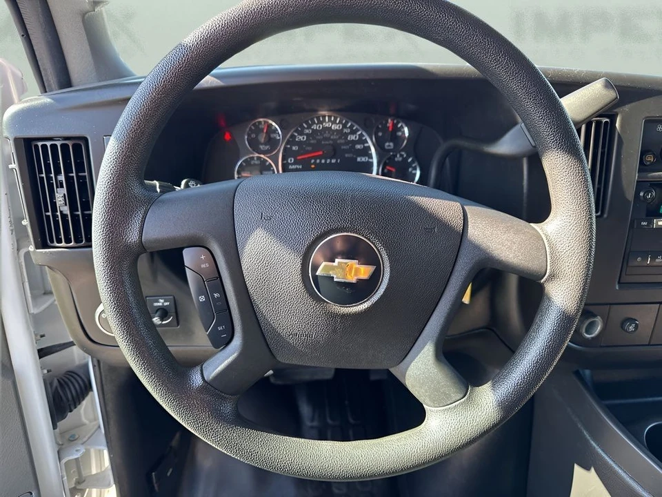 2023 Chevrolet Express - Image 10 of 21
