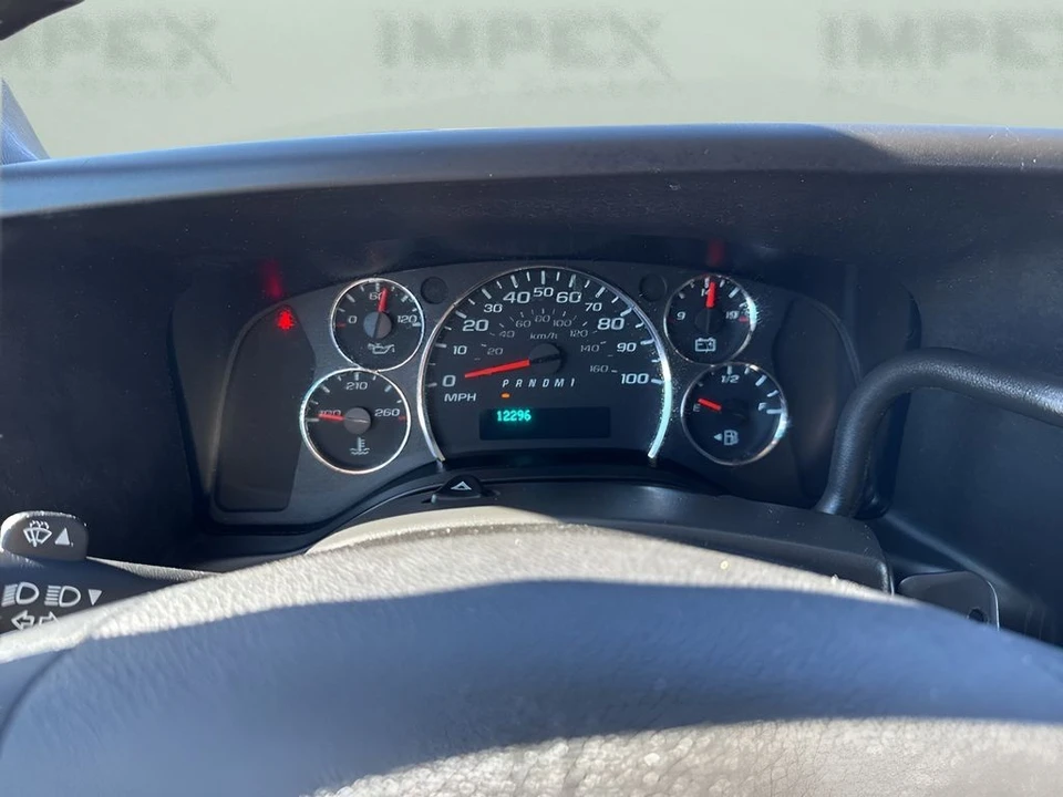 2023 Chevrolet Express - Image 16 of 21