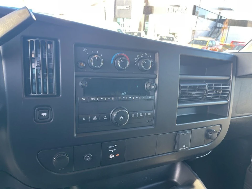 2023 Chevrolet Express - Image 10 of 21