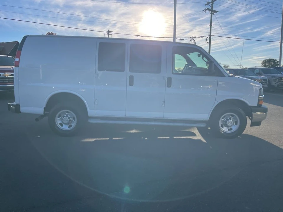 2023 Chevrolet Express - Image 6 of 21