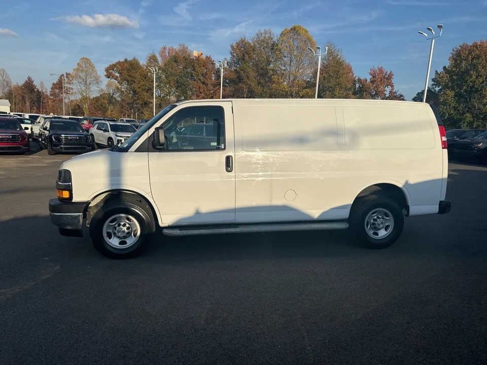 2023 Chevrolet Express - Image 2 of 21