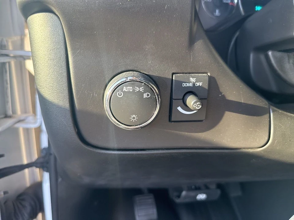 2023 Chevrolet Express - Image 18 of 21