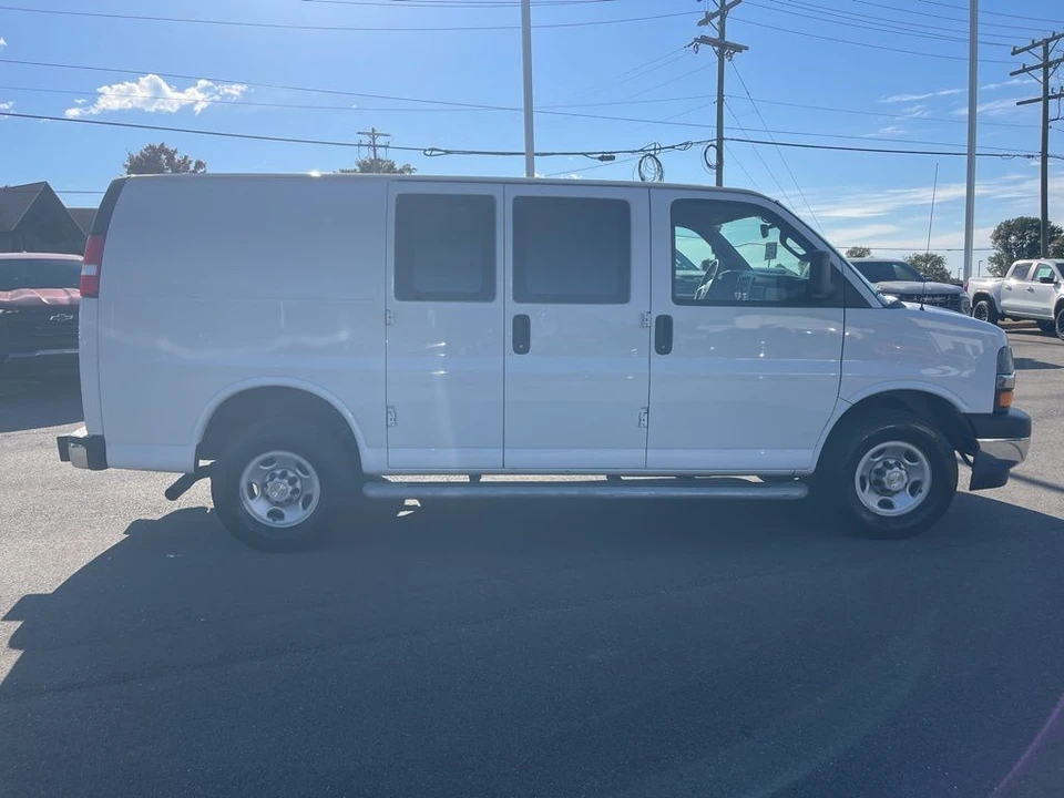 2023 Chevrolet Express - Image 6 of 6