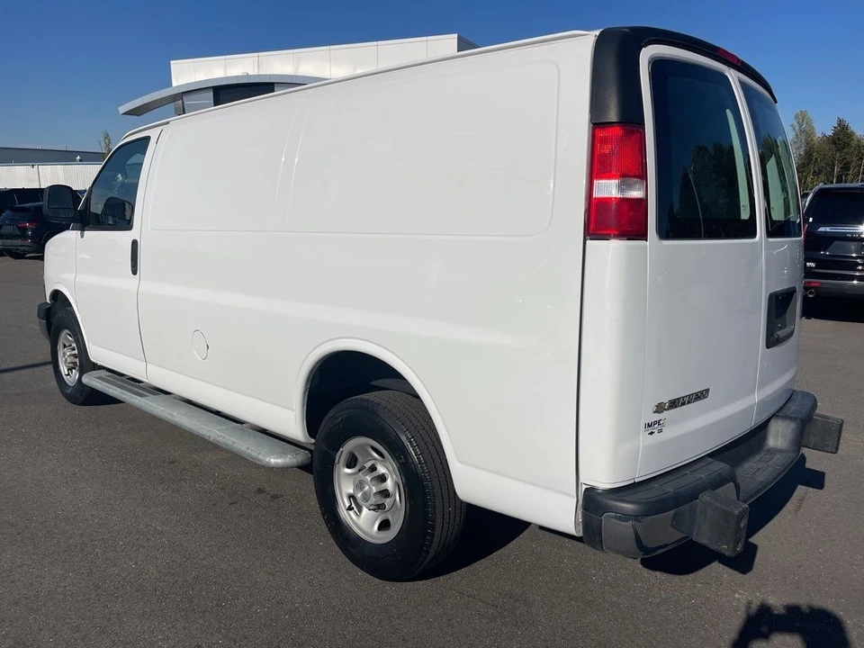 2023 Chevrolet Express - Image 3 of 6