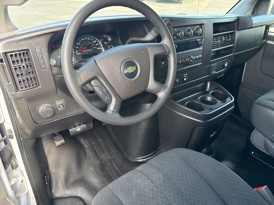 2023 Chevrolet Express - Image 11 of 21