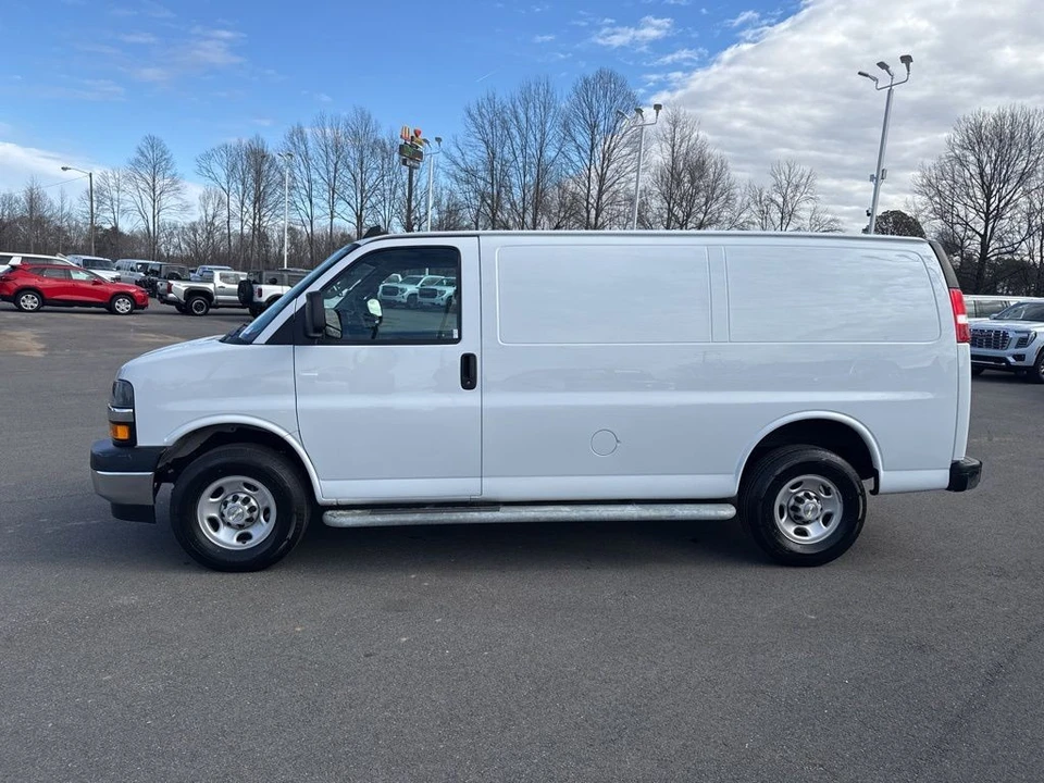 2023 Chevrolet Express - Image 2 of 12