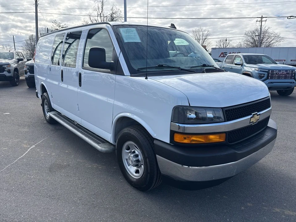 2023 Chevrolet Express - Image 7 of 21